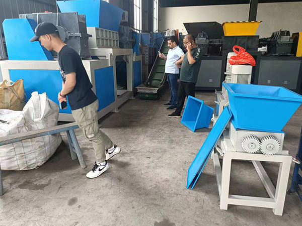 dual shaft shredder in Arab